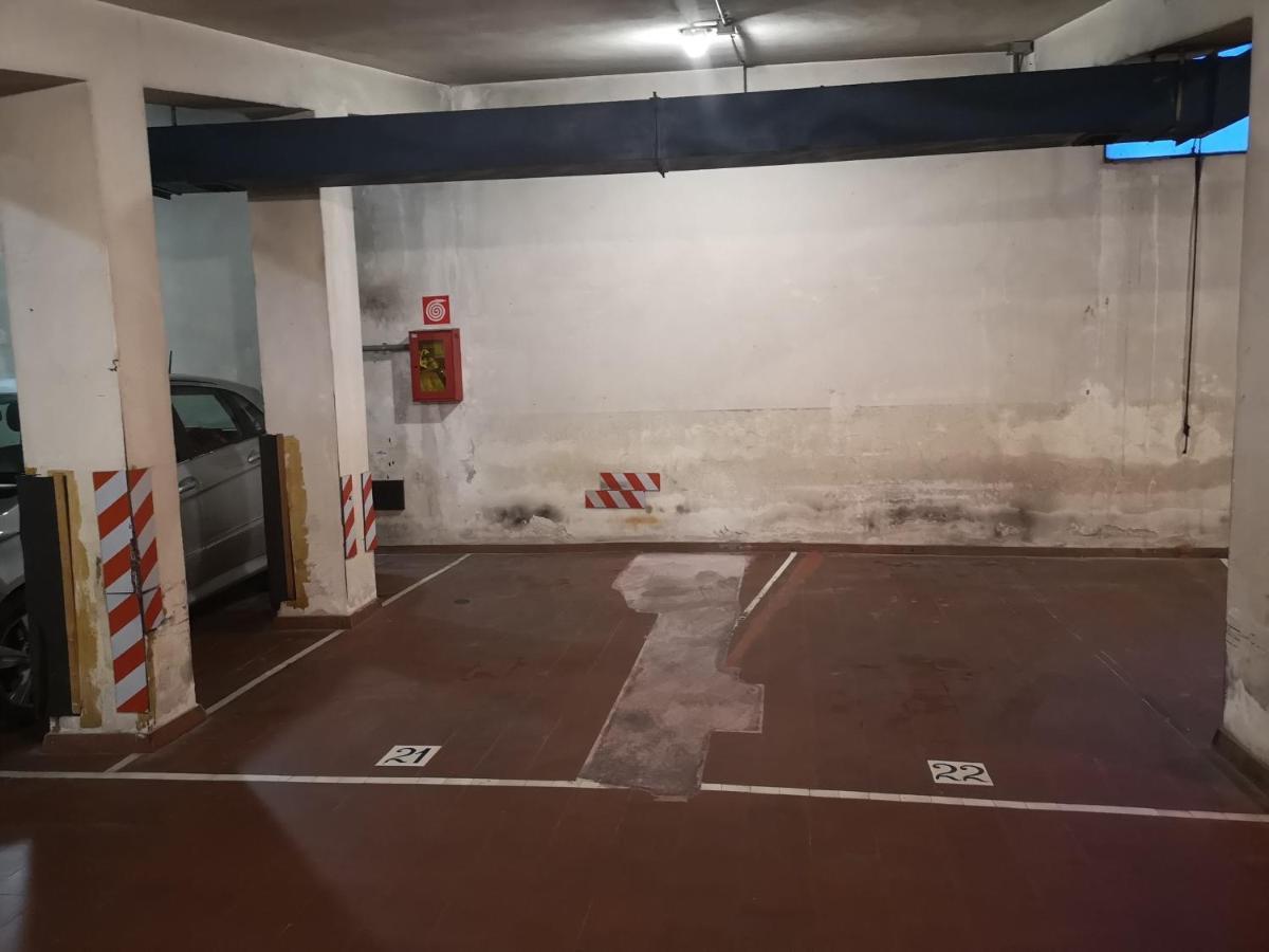 Convenient Family Apt With Private Parking Mestre Buitenkant foto