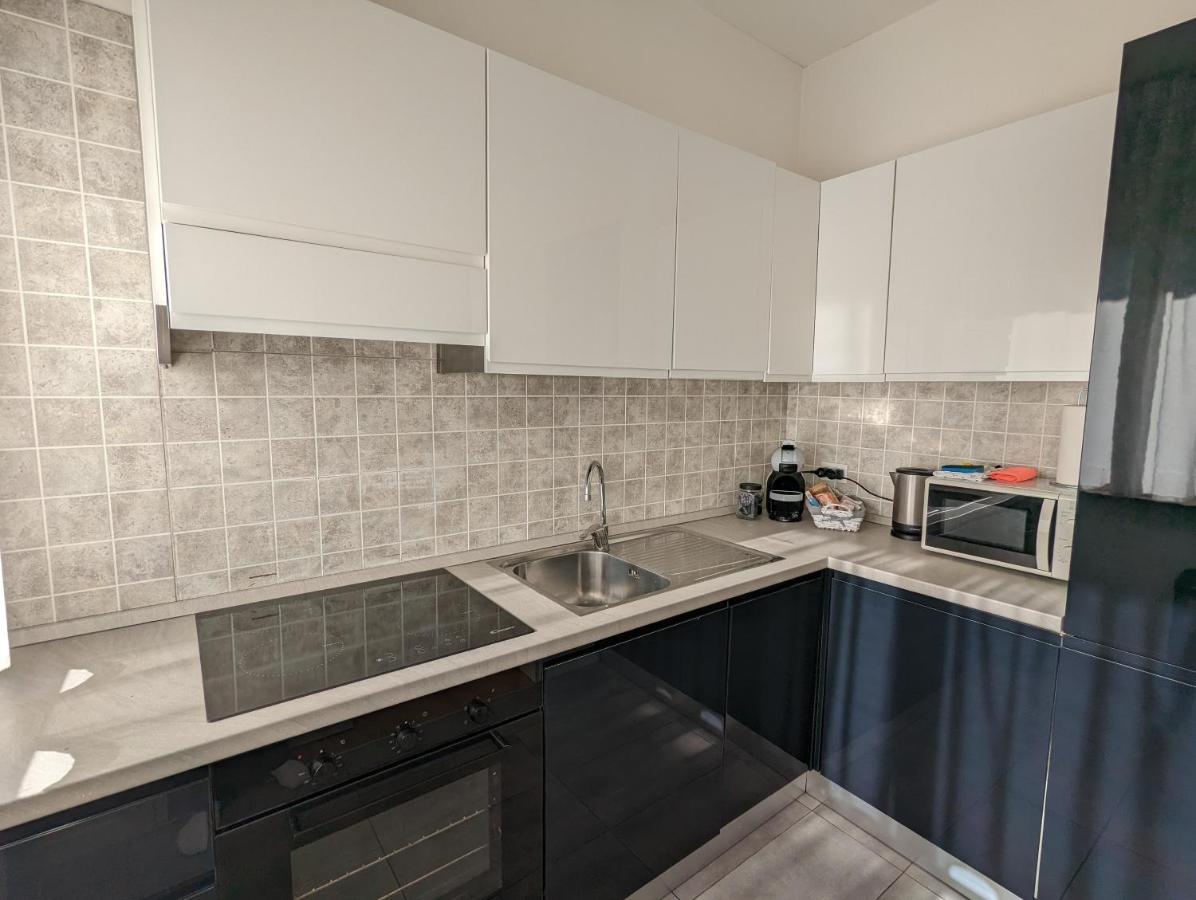 Convenient Family Apt With Private Parking Mestre Buitenkant foto