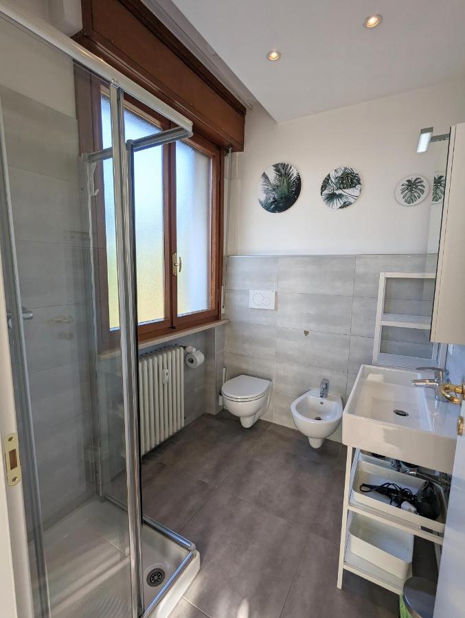 Convenient Family Apt With Private Parking Mestre Buitenkant foto